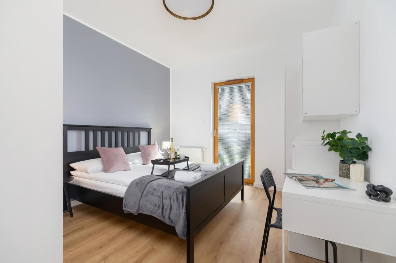 Luxurious Apartment Rakowicka Krakow By Renters Prestige Экстерьер фото